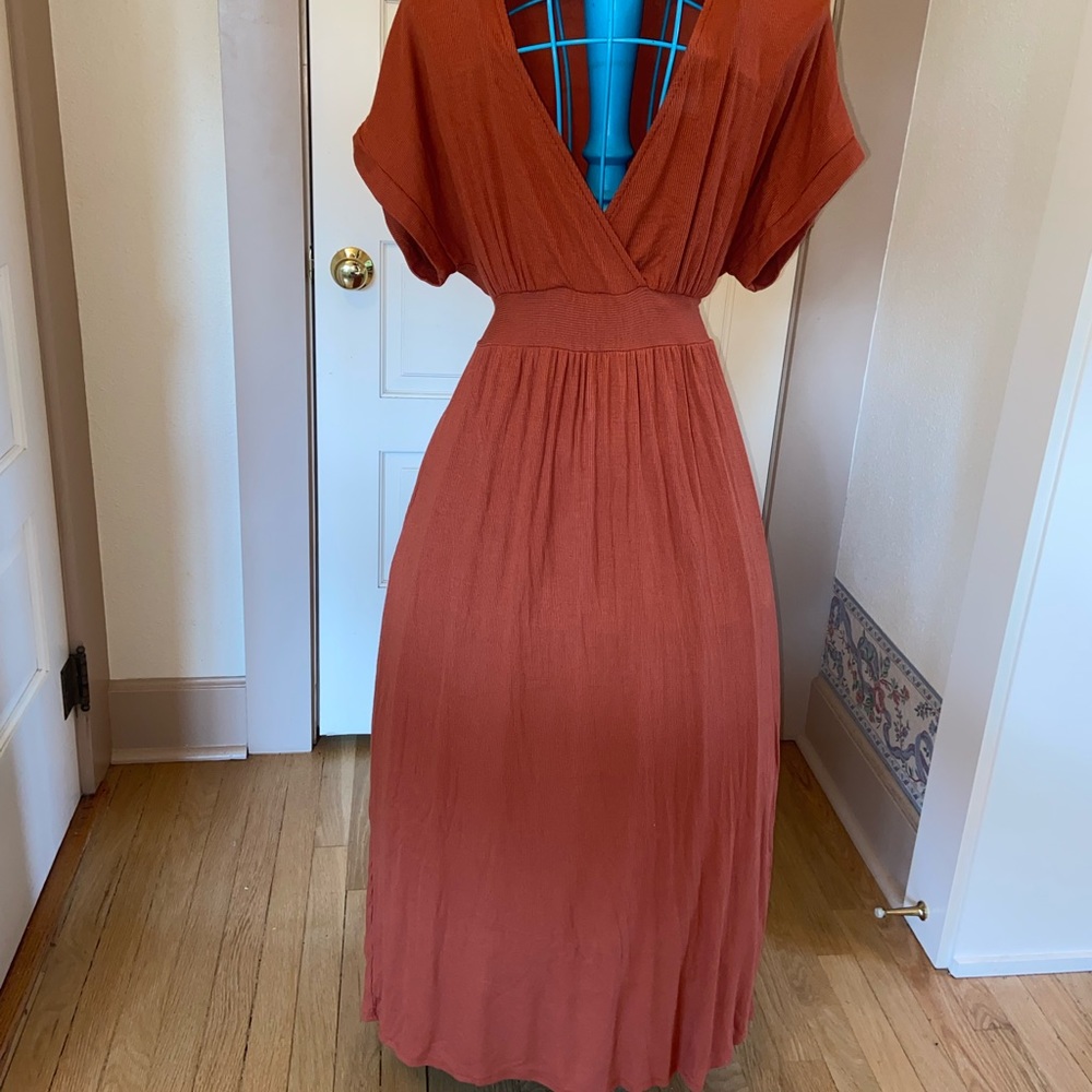 Stretchy tie back short sleeve dress